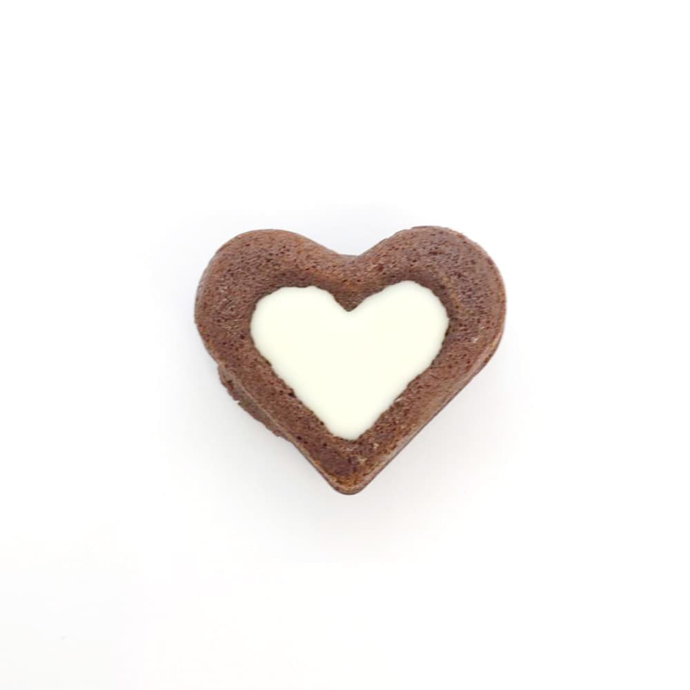 富士市かわいいケーキ屋テテのチョコフィナンシェ