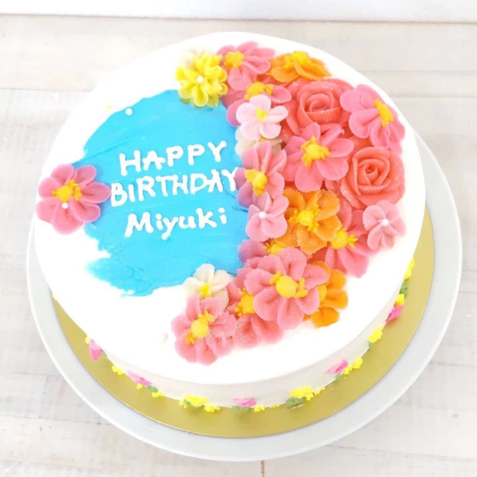 富士市かわいいケーキ屋さんテテ(tete)のお誕生日ケーキ・コスモスと青空のホールケーキ