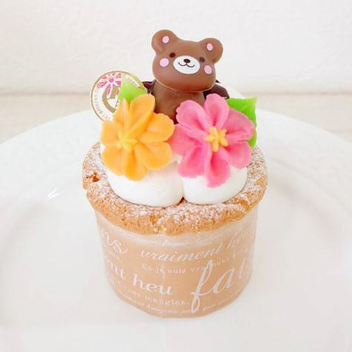 富士市ケーキ屋テテのチョコバナナカスタードのカップケーキ