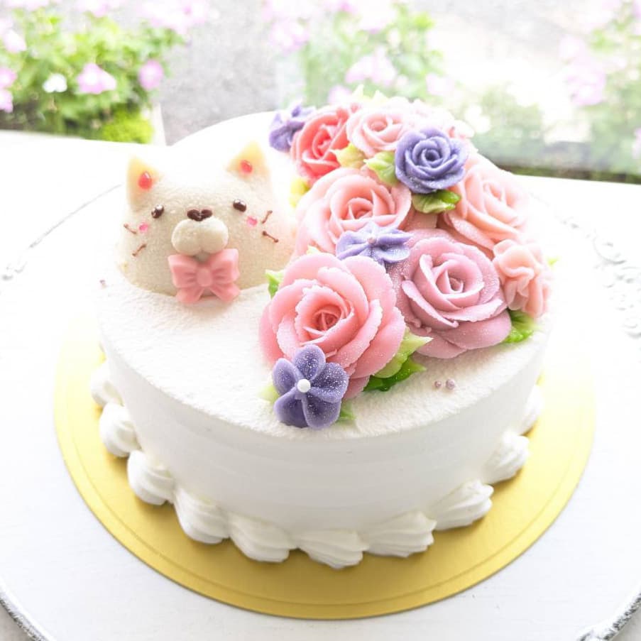 富士市かわいいケーキ屋さんテテの、ねこちゃんホールケーキ