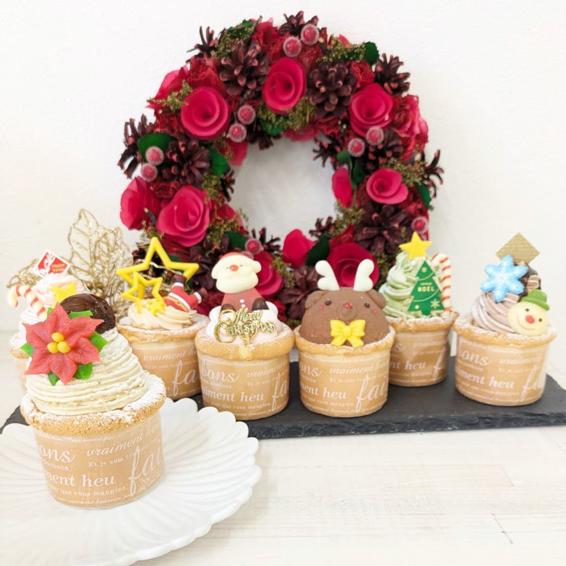 富士市かわいいケーキ屋さんテテのクリスマスカップケーキいろいろ